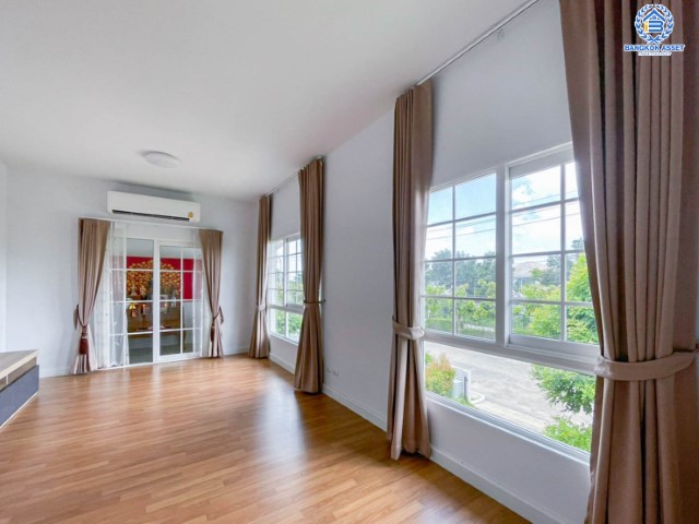 บ้านเดี่ยวมือสองนนทบุรี ม.เพอร์เฟคพาร์ค ชัยพฤกษ์ แบรนด์คุณภาพจาก "พร็อพเพอร์ตี้ เพอร์เฟค" เนื้อที่ 62.20 ตร.ว. ฟังก์ชัน 3 ห้องนอน 3 ห้องน้ำ  แถมแอร์ 3 เครื่อง บรรยากาศร่มรื่น เงียบสงบ ส่วนกลางครบ!! เชื่อมต่อถนนหลัก ชัยพฤกษ์ กาญจนาภิเษก ใกล้ MRT "สถานีคลองบางไผ่"